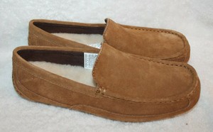 ugg alder
