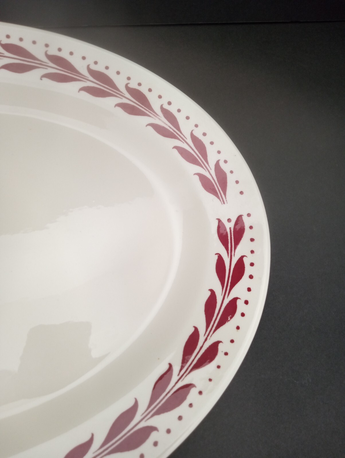 HOMER LAUGHLIN Hemlock Red 13" Platter