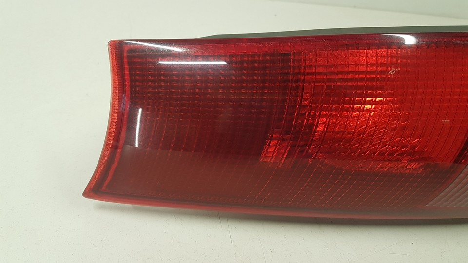 VW Passat B2 Original Rückleuchte Heckleuchte Links Innen BJ1985 - LRP