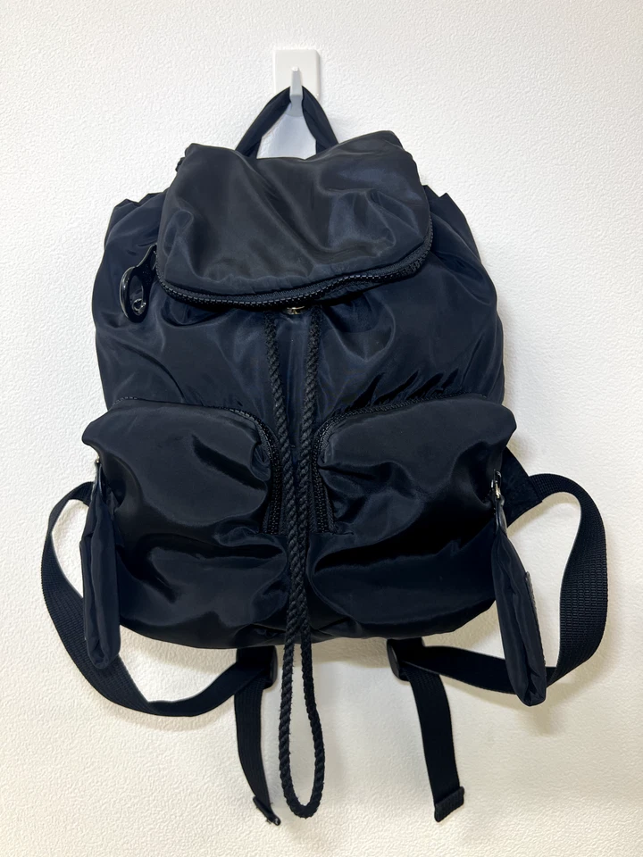 Mochila See by Chloe joy lider preta náilon autêntica - Imagem 4 de 4