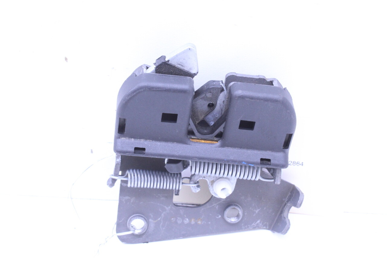 BMW Rear Seat Release Latch Lock Clasp 52207112864 eBay