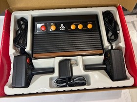 ATARI FLASHBACK 2 Classic Game Console TV Plug & Play 40 Built In Games