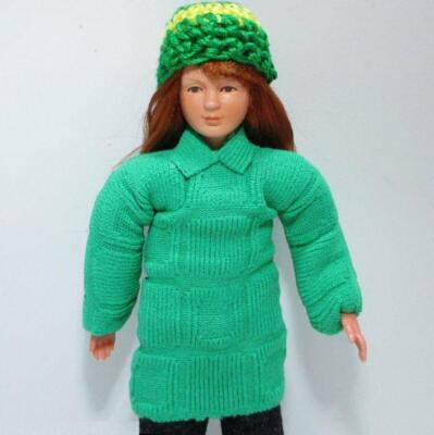 Dressed Lady Doll 05 0177 Green Sweater Knit Cap Caco Flexible Dollhous Miniatur