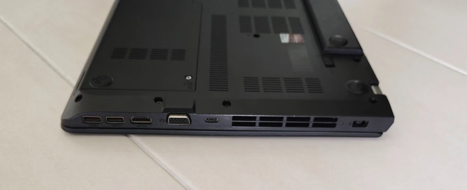 Lenovo ThinkPad E570 · i5-7200U · 8GB · 180GB, Foto 4 von 5