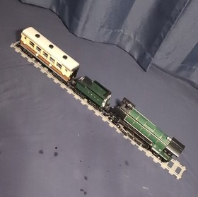 LEGO Emerald Night Train Set 10194 Complete Locomotive Cars Track