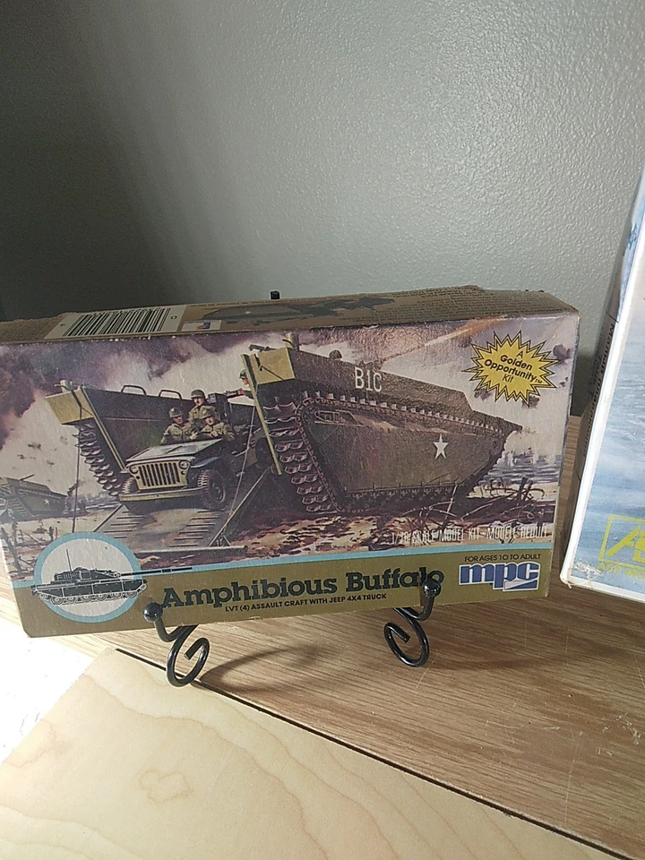 (2) mpc Amphibious Buffalo & (1) Aer Moldova Amphibian Tank T-38 Military Kits - Image 2 of 4