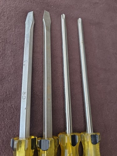 Irwin Screwdrivers Lot Of 4 - Picture 9 of 18
