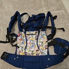 tokidoki LILLEbaby Baby Carrier Complete All Seasons TokiDoki Passport Bjorne