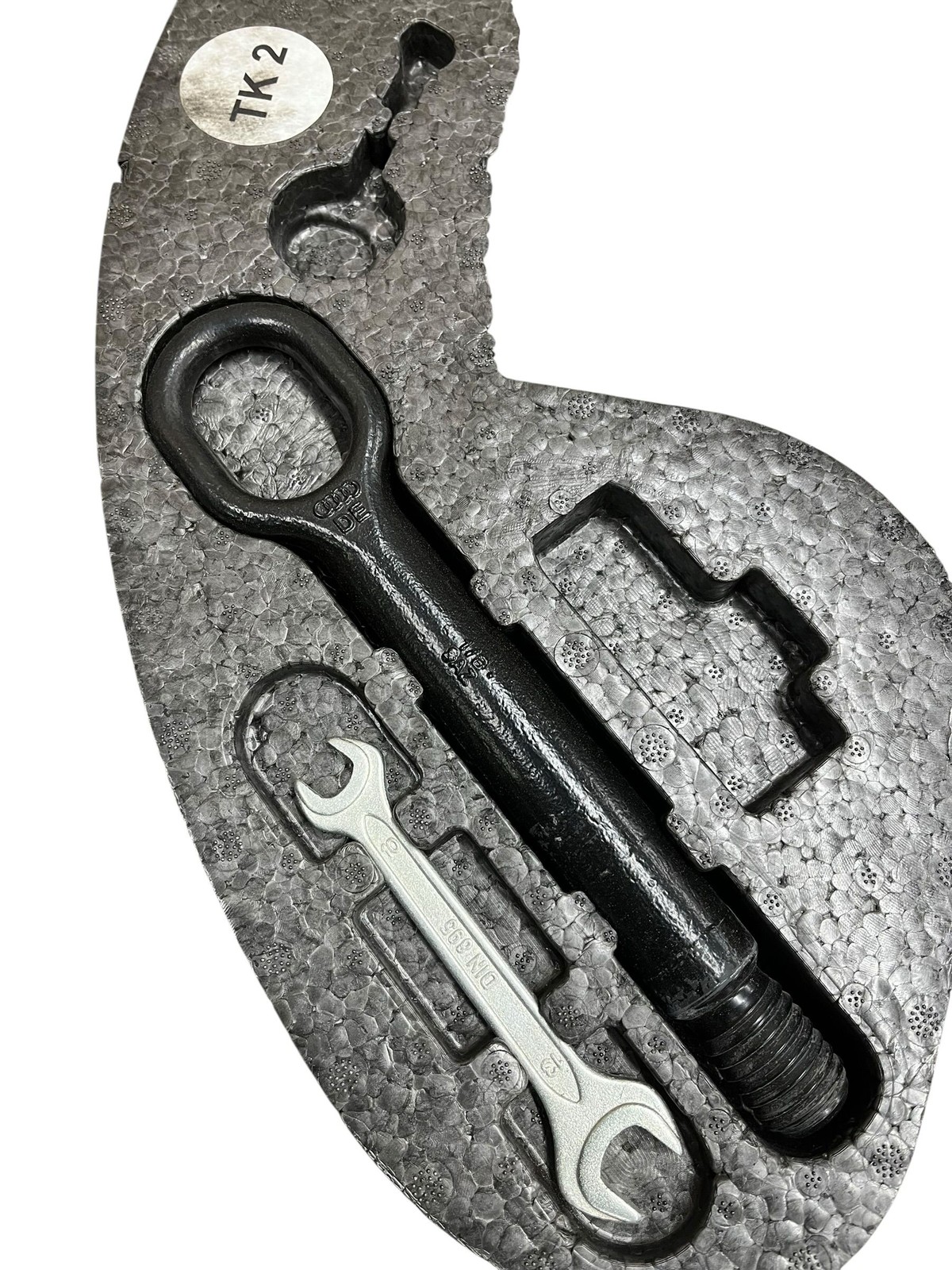 2011-2018 Bentley Continental EMERGENCY ROADSIDE JACK TOOL KIT W/ FOAM INSERTS
