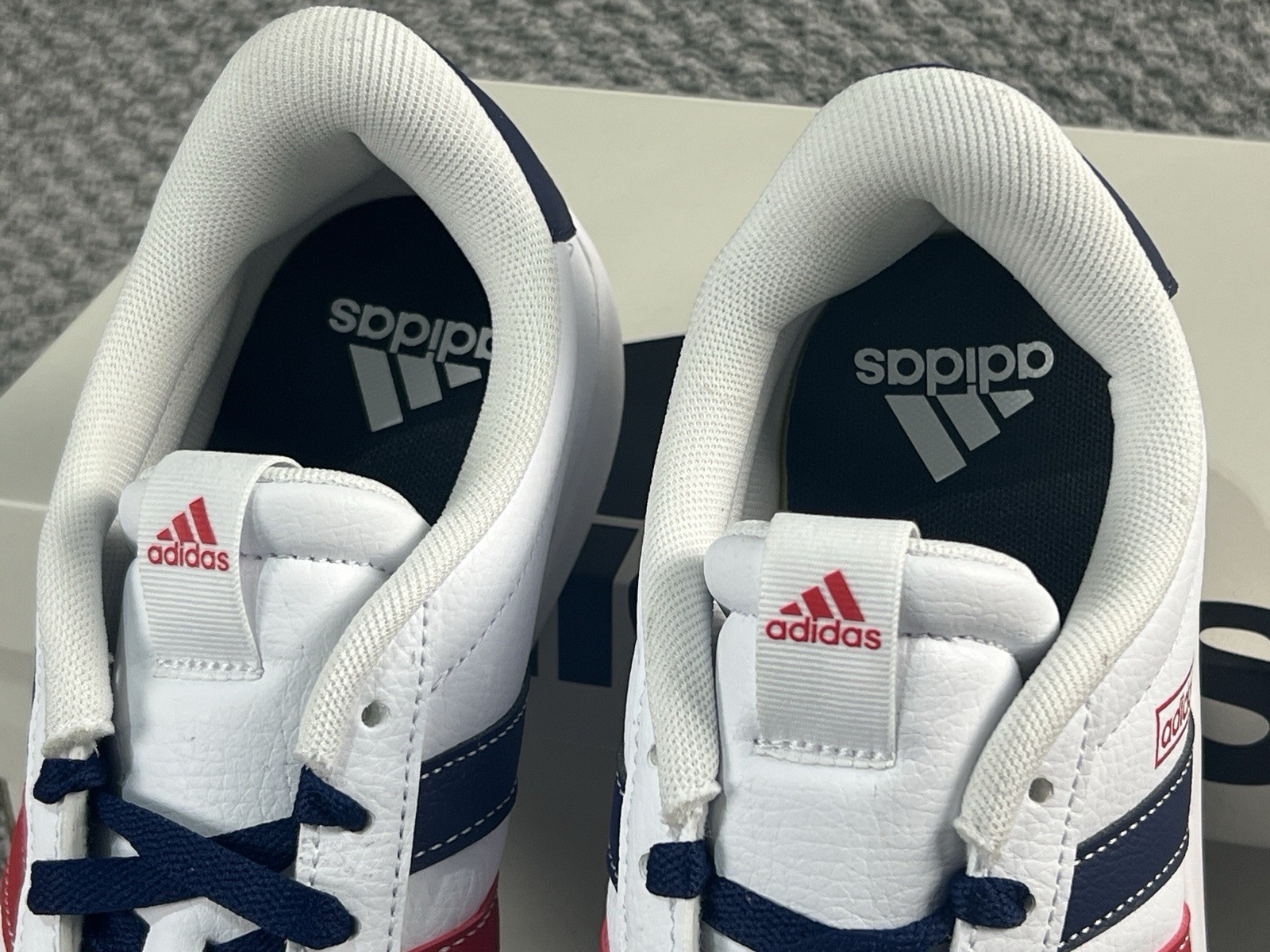 Adidas VL Court 3.0 Men’s Shoes Size 9.5 Cloud White Navy Blue Red Skateboarding