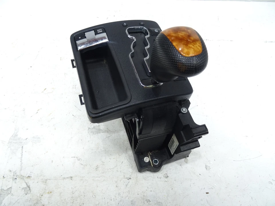 2007 JEEP GRAND CHEROKEE AUTOMATIC GEAR SELECTOR SHIFTER 52124147AD - Image 2 of 4