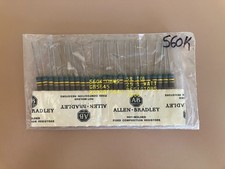Lot of 5 - 560kOhm - 1W - 5% Carbon Composition Resistors - Allen Bradley - NOS