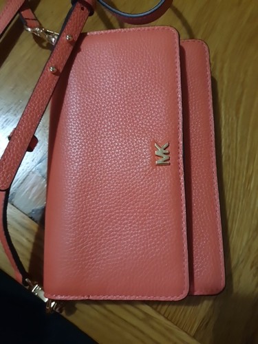 MICHAEL KORS 2 In 1 CONVERTIBLE - CLUTCH- PURSE - SHOULDER - XBODY BAG PINK - Picture 3 of 9