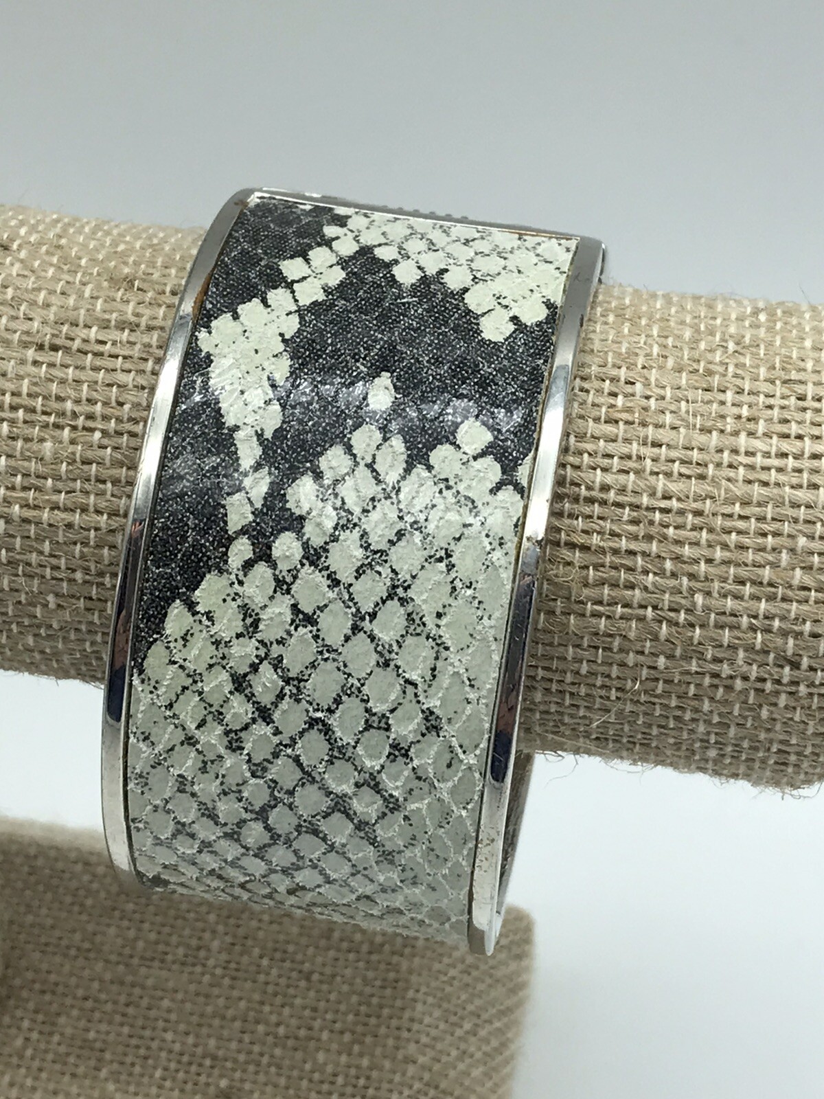 Hinged Silver Tone Bangle Bracelet Two Styles In … - image 4