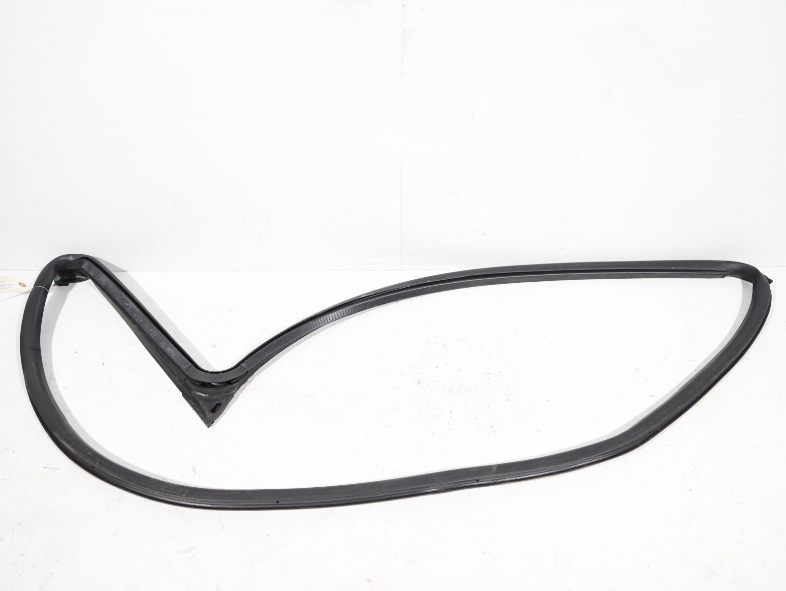 Maserati Levante 2017-2020 Front Right Outer window scraper seal