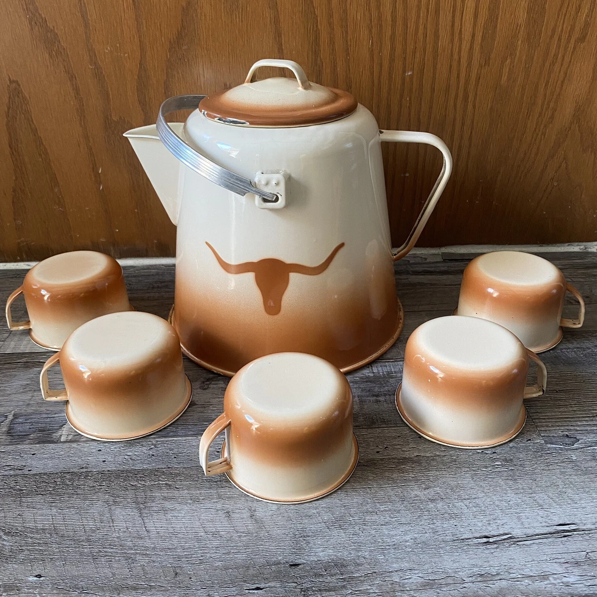 VNTG large Tan Orang longhorn Enamelware Cowboy Coffee Pot Kettle And 5  Cups Mug