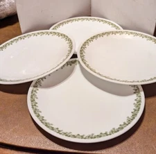 CORELLE CRAZY DAISY SET OF 4 DINNER PLATES  01 1/4" WIDE     EX  USED COND