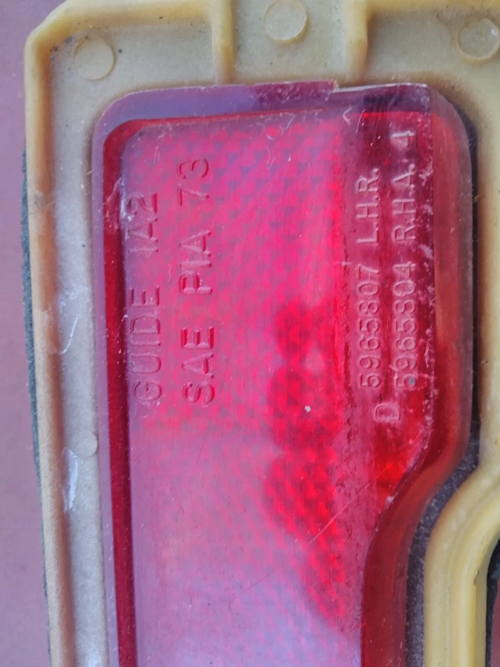 73-77 Chevrolet Monte Carlo OEM Marker Lamp Lens Housing Assembly  1977 77 GM - Image 2 of 4