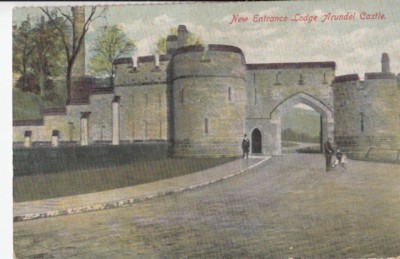 V14. Vintage Postkarte. Neuer Eingang Lodge Arundel Castle. Sussex
