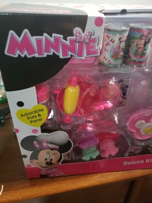 minnie mouse deluxe kitchen accessory set