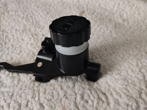 MZ ETZ MASTER BRAKE CYLINDER 150 250 251 Brand New Andy MZ Parts Uxbridge - Picture 3 of 5