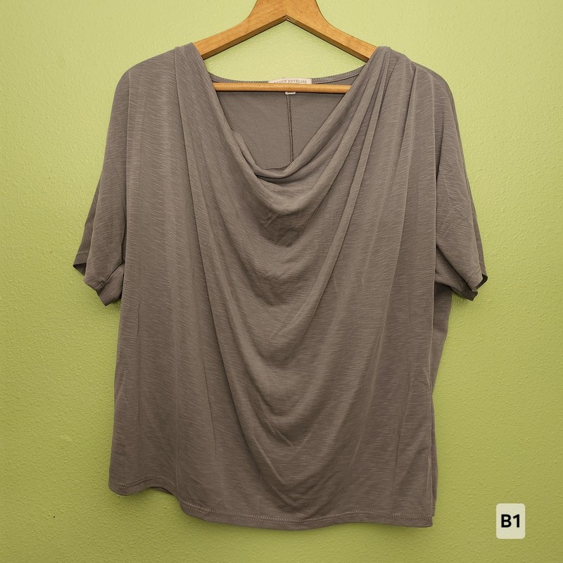 Green Envelope Los Angeles Cowl Neck Short Sleeved Gray Blouse Women's XL