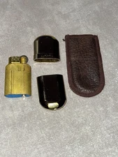 Vintage MARLBORO Brass colored Lighter with leather sleeve case - Korea