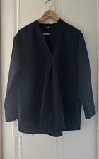 Uniqlo Navy Popover Blouse Womens Small Long Sleeve Minimalist Career Top