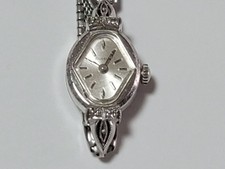 Orologio Bulova 1968 da donna a carica manuale placcato oro laminato 10 carat...