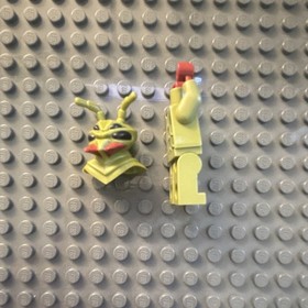 LEGO Space Galaxy Squad MANTIZOID Minifigure 70709 RARE NO WEAPONS