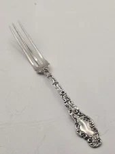 Durgin Sterling Watteau Berry Fork 5 "