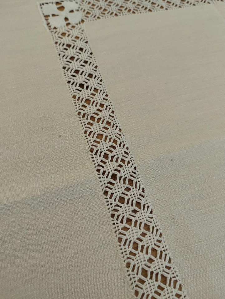 Napperon en Lin Brodé - Photo 3/3