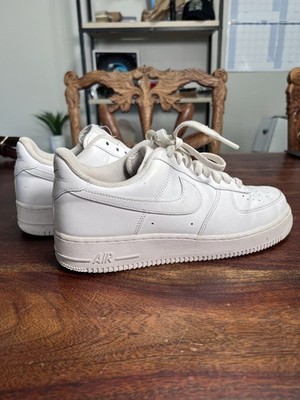 Nike Air Force 1 Low Men's 9.5 White Classic AF1 Athletic Sneakers
