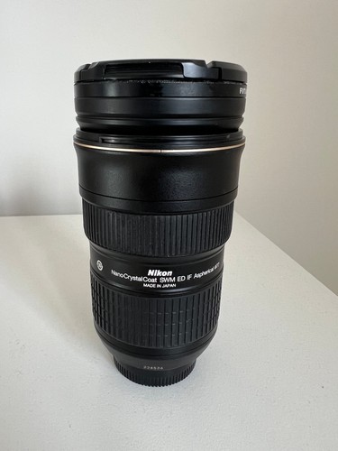 Nikon Nikkor AF-S 24-70mm 1:2.8 G ED Lens - Excellent Optics - Used Condition - Picture 3 of 6