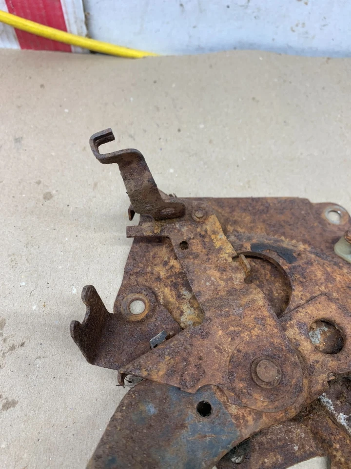 1978 1987 MONTE CARLO MALIBU REGAL CUTLASS E BRAKE PARKING EMERGENCY BREAK PEDAL - Image 4 of 4