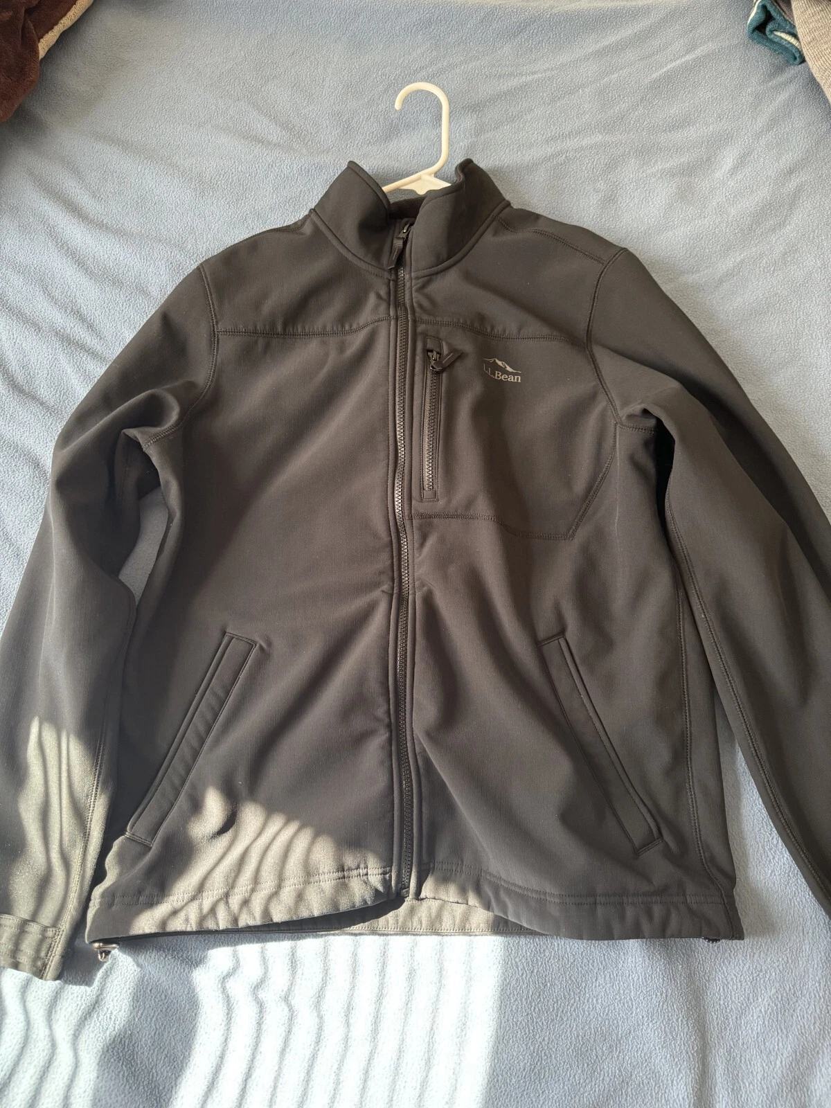 Men's L.L. Bean Windproof Softshell Jacket Medium Regular Black