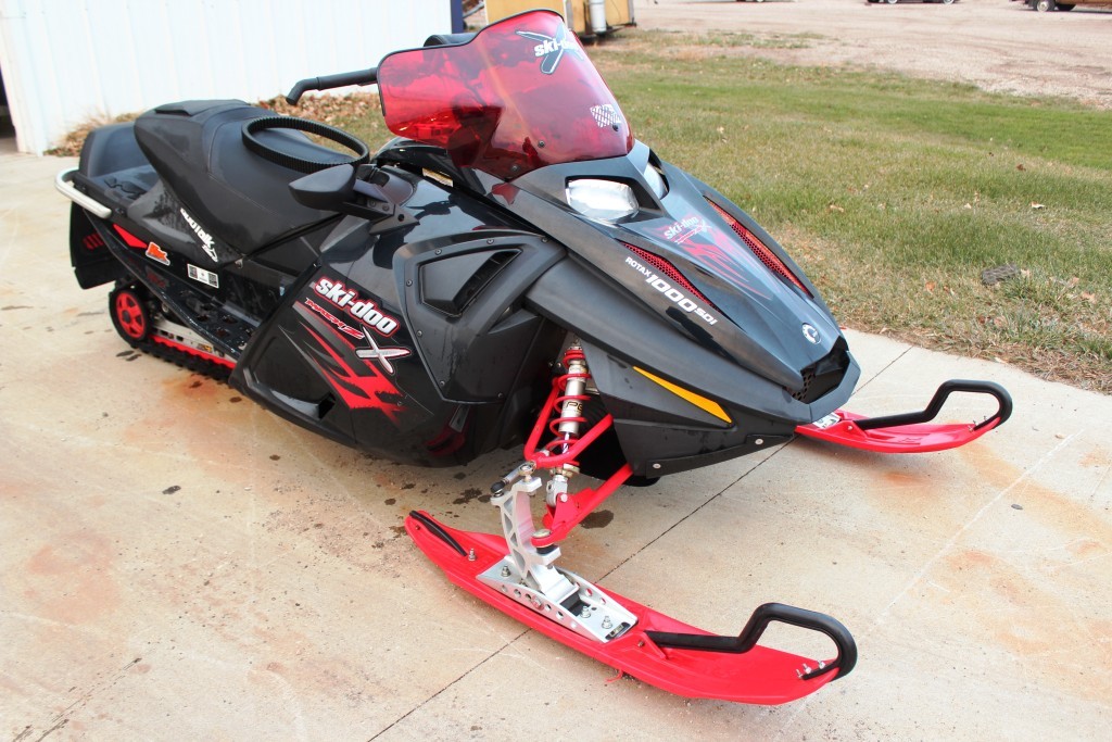 2007 SKI-DOO MACH Z X 1000 SDI Support Side Members RH LH 2007 SKI-DOO MACH Z X 1000 SDI Support Side Members RH LH