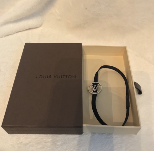 NEW IN BOX LOUIS VUITTON Monogram Document Letter Elastic Band Holder, Silver - Picture 9 of 10