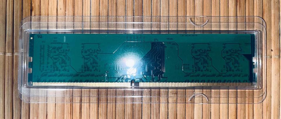 Kingston 4GB 1Rx16 PC4-2666V DDR4 Desktop Memory Ram ACR26D4U9S1KA-4 - Image 2 of 2