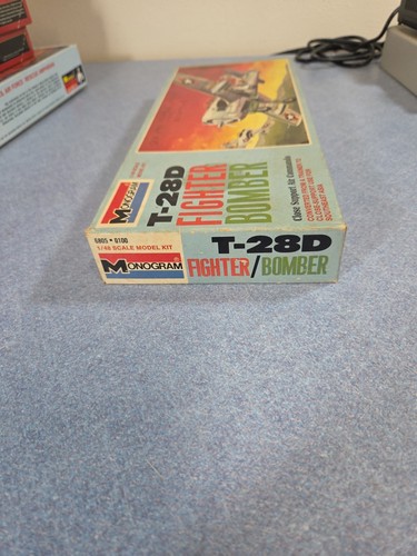 Monogram Kit #6805 1/48 Scale T-28D Fighter Bomber Aircraft ~ Unbuilt Open Box - Picture 5 of 11