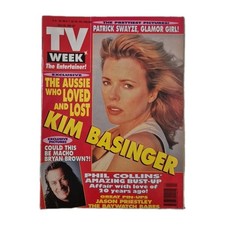 TV Week Vintage Magazine July 30, 1994 Jason Priestley & Baywatch Babes Pin-Ups