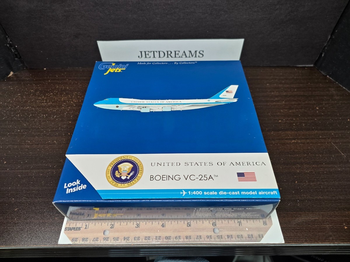 1/400 AIR FORCE ONE UNITED STATES BOEING 747-200 1990'S COLORS