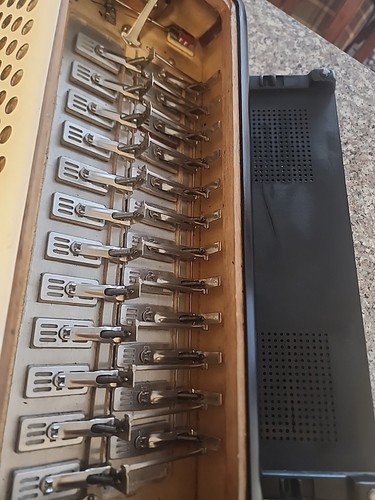 Scandalli Accordion Basses Part. No Bass Mechanism, No Reeds. - Picture 11 of 12