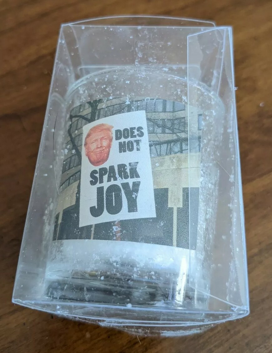 NWT Trump Tea Light Does Not Spark Joy Votive Novelty Candle Holder Funny Donald