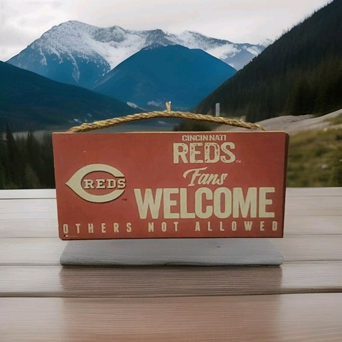MLB Cincinnati Reds Unisex Cincinnati Reds Fans Welcome Sign, Team Color, 6 x 12