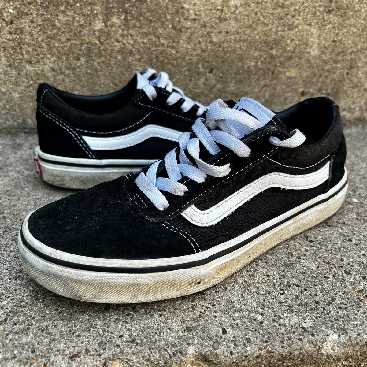 Vans youth deals 4.5