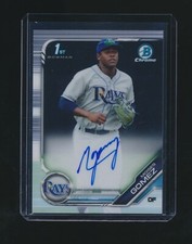 MOISES GOMEZ 2019 BOWMAN CHROME 1ST RC AUTO  #CDA-MG