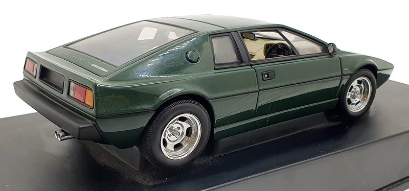 Autoart 1/18 Scale Diecast DC21125Q - Lotus Esprit - Green - Image 2 of 4