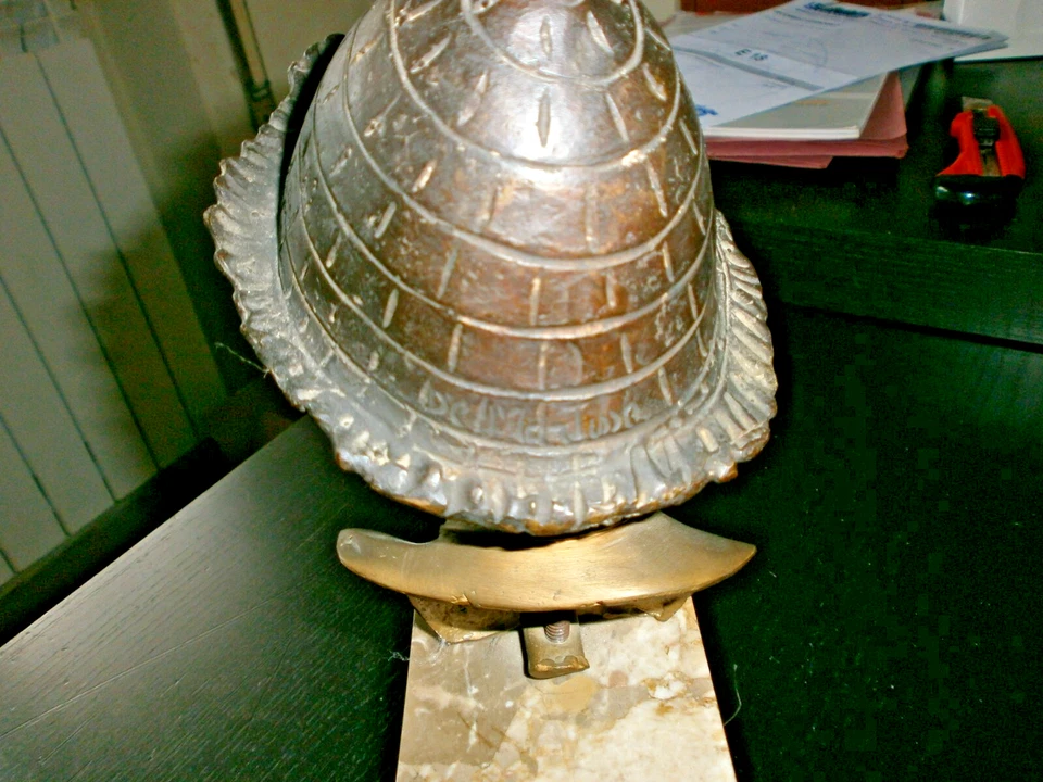 SCULTURA STATUA IN BRONZO  SU MARMO DI  DE MARTINO - Immagine 3 di 4