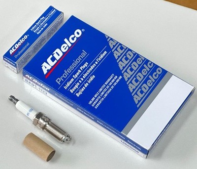 SET OF 8 AC DELCO 41-103 IRIDIUM SPARK PLUGS 12625058
